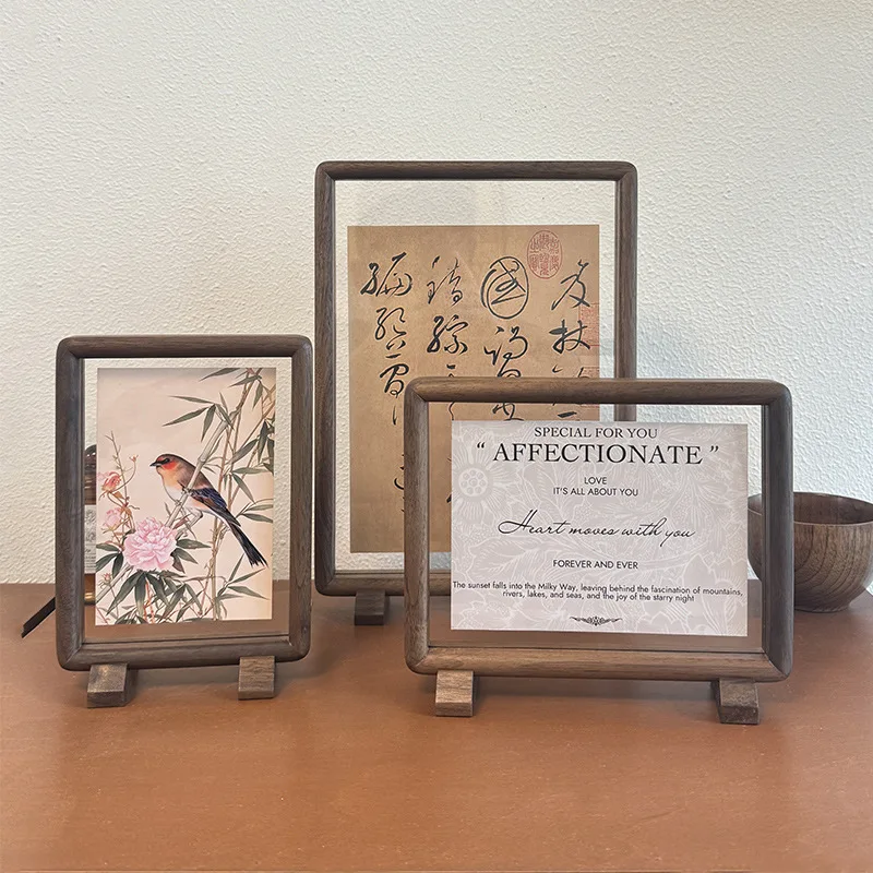 Bamboo Photo Frame - 高級感のある、両面磁石付きの、6インチ×3インチの、無垢材の黒クルミ材を使用した写真やアート作品を飾るためのA4サイズのフォトフレーム。インテリアとしても最適。